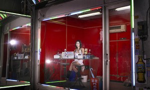 探秘台性感火辣的槟榔西施